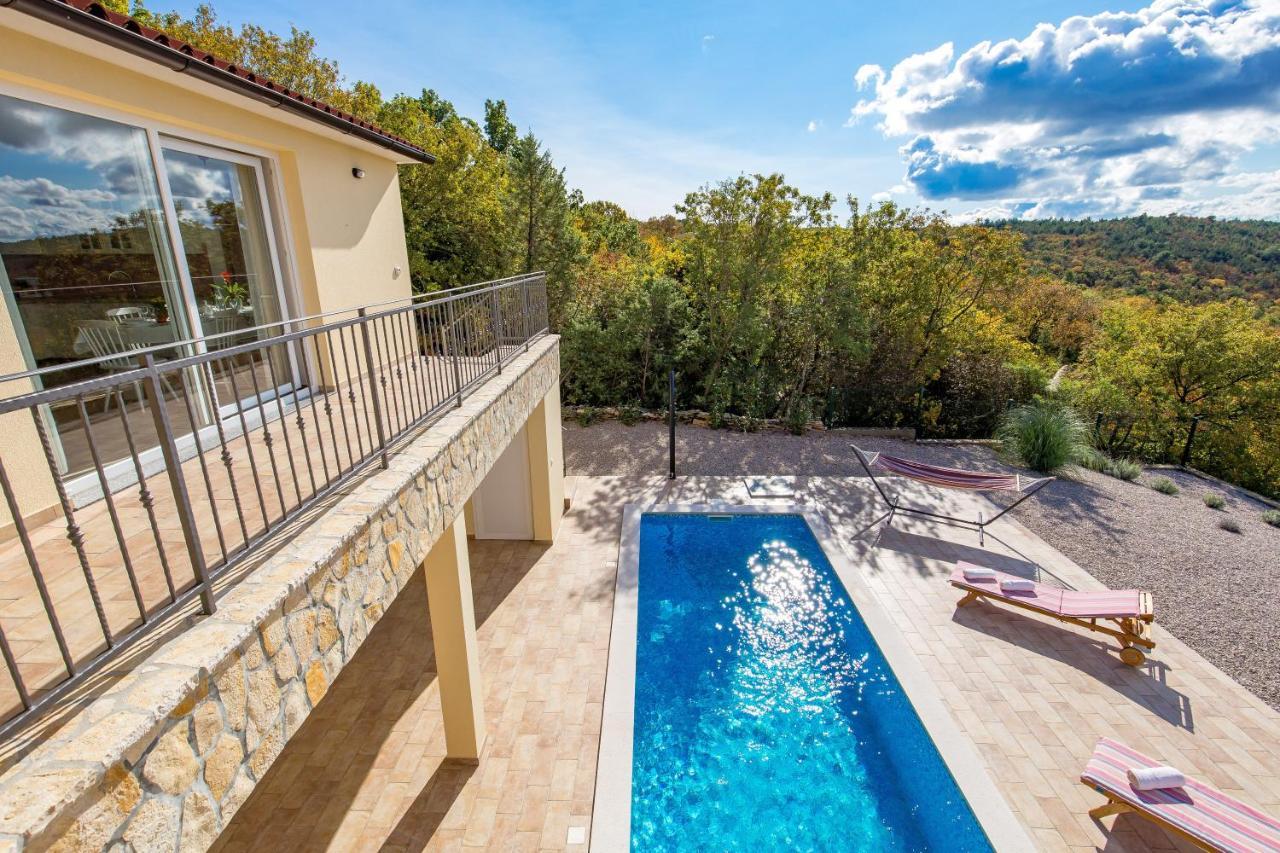 Villa Valente With Pool Labin  Exterior photo